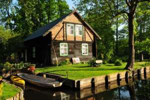 Ein Ferienhaus für die ganze Familie an einem See